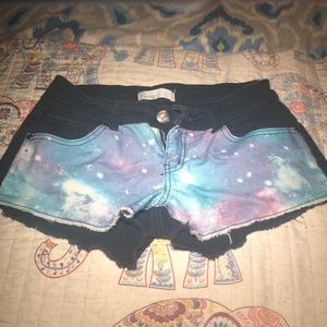 Empyre galaxy black shorts size 7